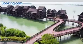 The Green Lagoon - Image 4