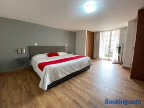 Grupo Kings Suites - Bosques de Duraznos 78 - Image 1