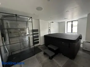 Maison de charme, pierres blanches, SPA Jaccuzi - Image 3