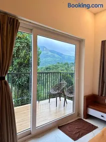 Lumina Resort - Image 3