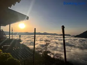 Sky View Homestay - Image 1