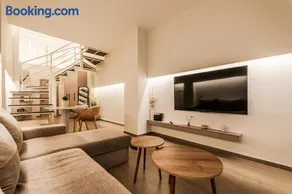 Eunoia Luxury Loft - Image 2