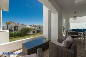 2149-Amazing groundfloor 3 bedrooms on golf, pools - Image 2
