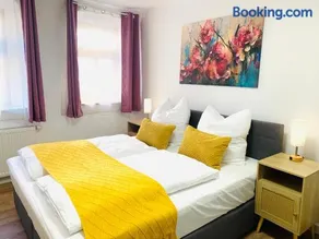 Am Schloss Wolkenstein, 75m2, 2BR, Babybett - Image 1