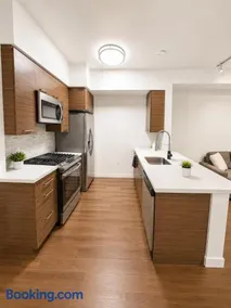 Glendale Luxe Stays - Downtown - Image 4