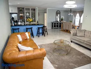 Origon Farmhouse - Image 3