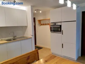 Schöne und Moderne Ferienwohnung - Image 3