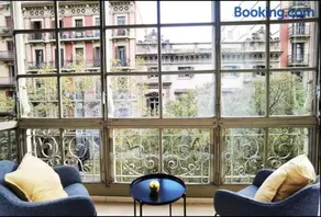 Casa Luxe Suites Barcelona - Image 2