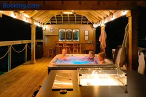 Luxury Escape with Hot Tub in County Antrim - Image 2