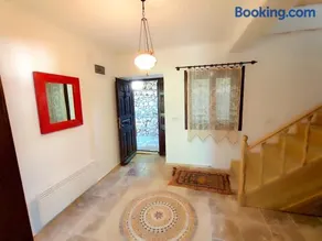 Mulberry House - Image 3