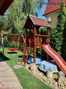 Dessewffy Guesthouse - Image 4