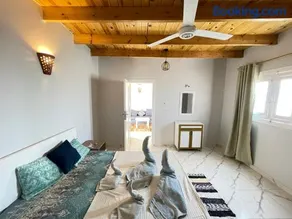 Nefertarie Hotel & Guest House - Image 2