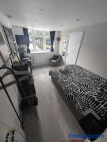 Annexe in Sutton Coldfield, NEC, Birmingham, HS2 - Image 3