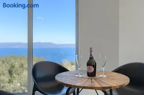 Luxusvilla in Kroatien mit Pool und Meerblick - Image 4