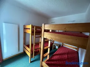 Appartement fonctionnel au coeur de la station, vue sur pistes - Image 1