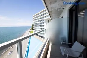 Bamboo Beach LS Apartments - Image 1