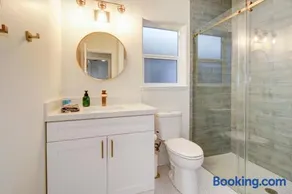 Modern Cozy and contemporary - Image 4