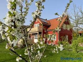 Holzferienhaus - Image 1