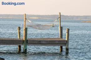 Sunny Shack - Image 1