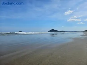 Flat na Riviera de São Lourenço com serviço de hotelaria - Image 3