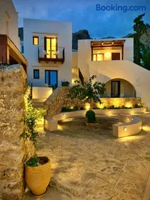 The Authentic Village Boutique Hotel - Image 2