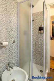 The Luxury Roma Amor - Image 3