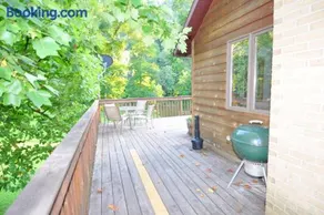 River Valley Cabin - Riverfront Cabin - Image 2