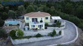Villa Sunrise with stunning views and private pool - Image 2