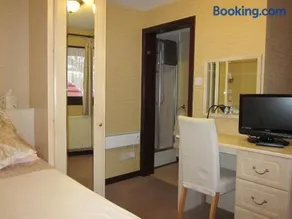 Albert Villa Guest House - Image 5