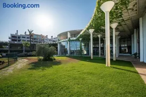 Luxury apartament in Benahavis - Image 2