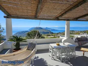Villa Paradiso - spectacular sea view over volcanoes - Image 2