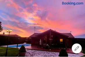 "Pequeño Paraiso" Cabaña con Jacuzzi y piscina climatizada privada - Image 3