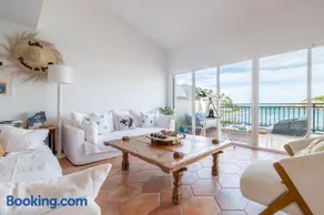 Beachfront Apartment Port de Soller - Image 1