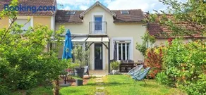 Entre Vignes & Vergers, maison 2 à 8 pers, cheminée, garage, jardin clos, 10 min Auxerre - Image 2