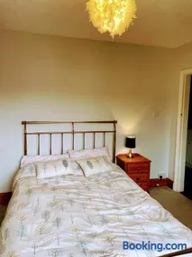 En-Suite Private Room Brocton Village - Image 5