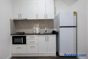1BR Unit Private Bathroom Kitchen and living area - Image 4