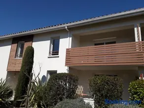 Bel Appartement en résidence avec Parking Privé - Image 1