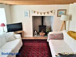 Sandy cottage, nr Eden & beaches - Image 2