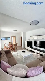 Four Rooms Allgäu Apartment - Image 1