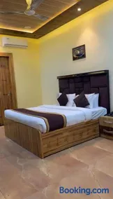 Nirbhay hotel - Image 3
