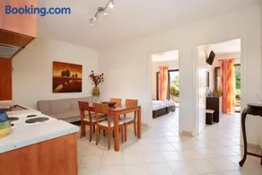 Angelique Apartments - Image 3