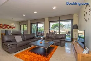 Oasis House - Image 4