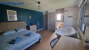 Chambre dans logement ⸱ Chez Ana - Image 1