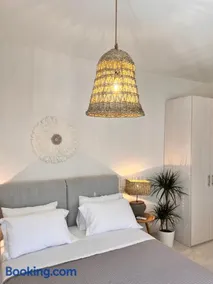 Fays luxury apartments by the sea - Image 3