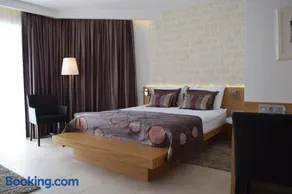 House Novalia - Image 3