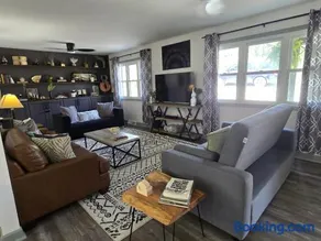 Spacious, Renovated, 5-bedroom Retreat, Near I-85 - Image 2