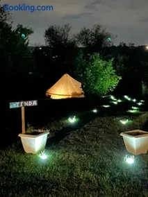 Tenda romantica nel Noccioleto - Image 1