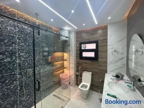 شقة 200 متر جديدة بالكامل للايجار في الحى التاسع مدينة العبور القاهرة - Image 3
