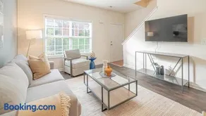 Landing - Modern Apartment with Amazing Amenities (ID7689X22) - Image 1