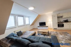 Helles Dachgeschoss Apartment im Herzen von Hameln Altstadt, Bahnhof und Weser zu Fuß erreichbar - Image 3